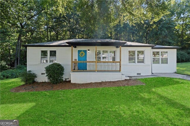 Foto del edificio - 5205 Silhouette Ln SW