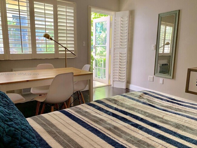 Foto del edificio - 825 Euclid Ave