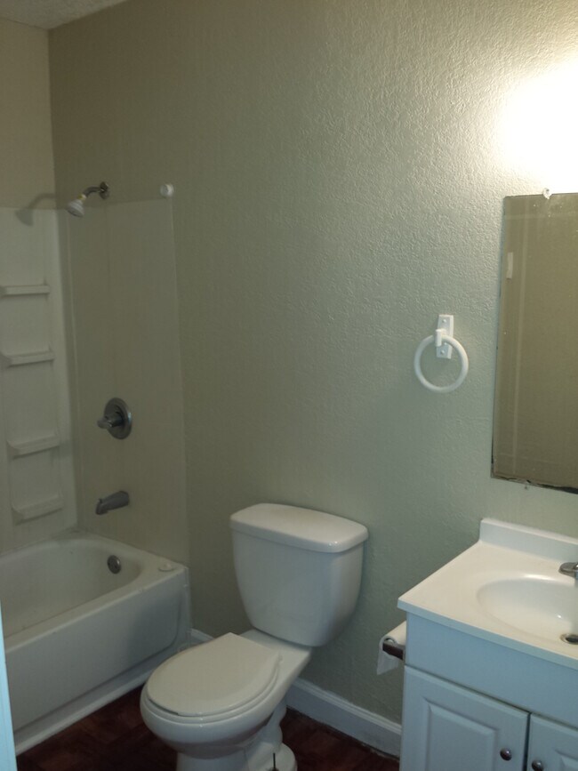 Foto del edificio - 3143 Magnolia, Unit b,