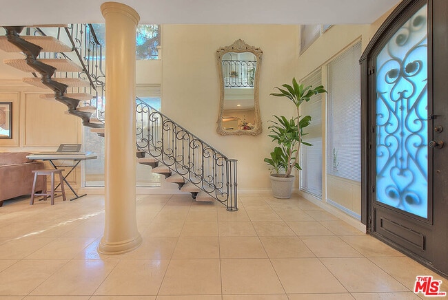 Foto del edificio - 3800 Weatherly Cir
