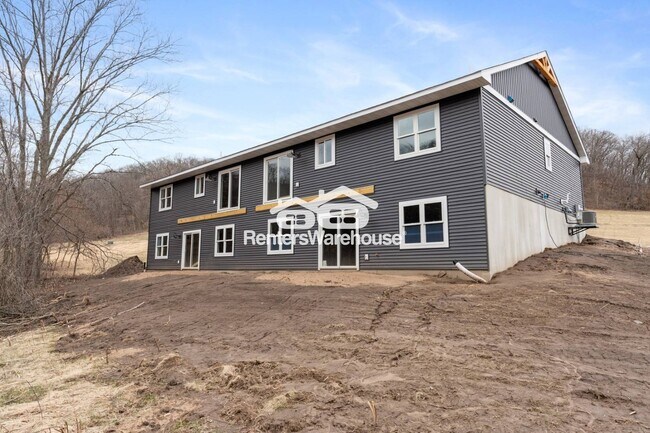 Foto del edificio - S1546 Shawnee Dr
