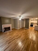 Building Photo - 520 Collinsford Rd