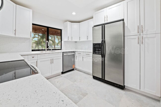 Building Photo - 4332 SW 148th Pl