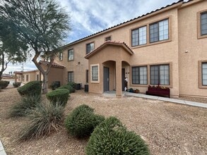 Building Photo - 2181 Hussium Hills St