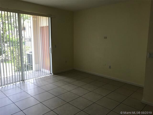 Building Photo - 8272 SW 29th St  104