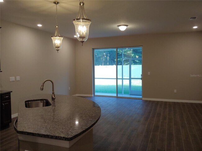 Building Photo - 2865 Grand Kemerton Pl
