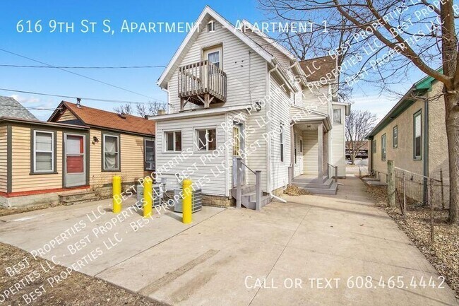 Foto del edificio - 616 9th St S