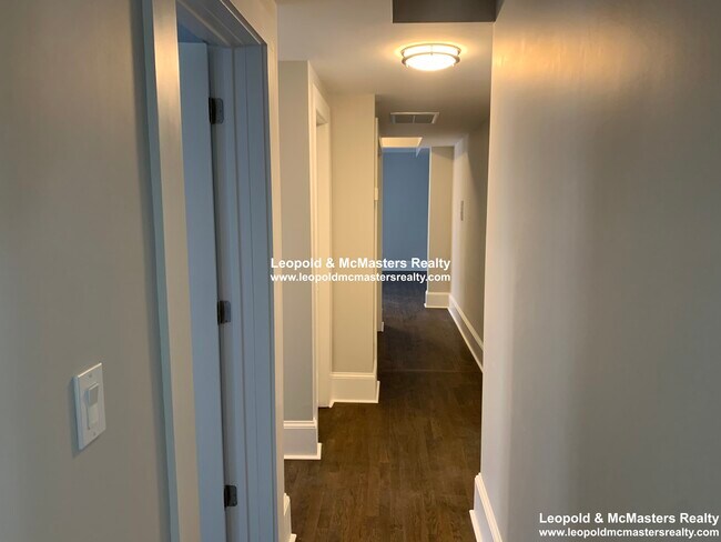 Foto del edificio - 130 Longwood Ave