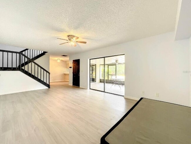 Building Photo - 2904 Ash Dr