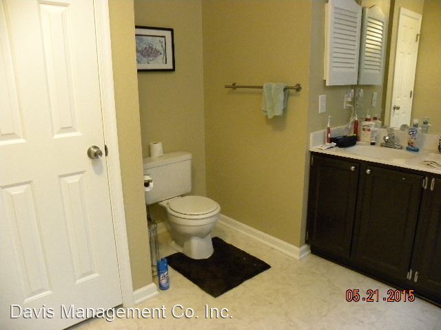 Building Photo - 3 br, 2.5 bath House - 106 Blackberry Bend