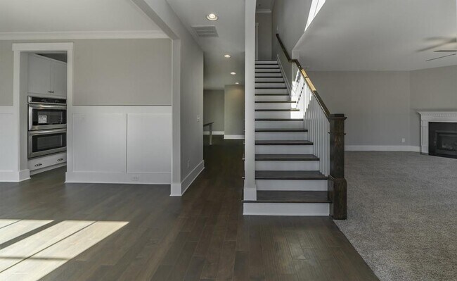 Building Photo - 4006 Glendianne Wy