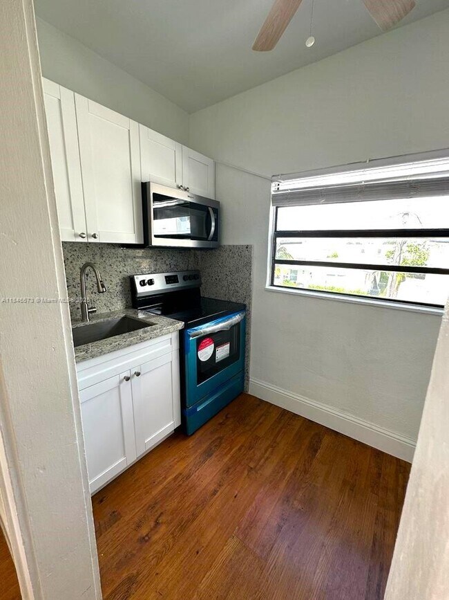 Foto del edificio - 1770 NW 19th Terrace