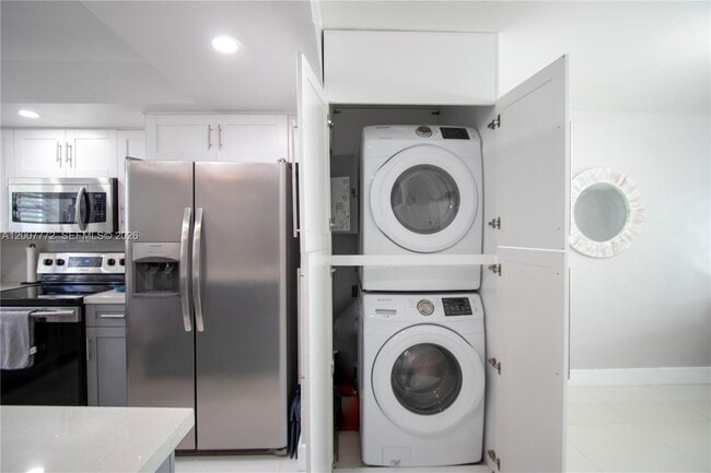 Foto del edificio - 2117 NE 123rd St