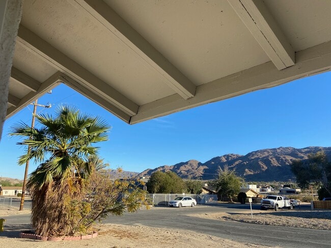 Foto del edificio - 6392 Mojave Ave