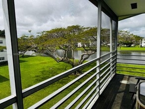 Building Photo - 536 Fanshaw M