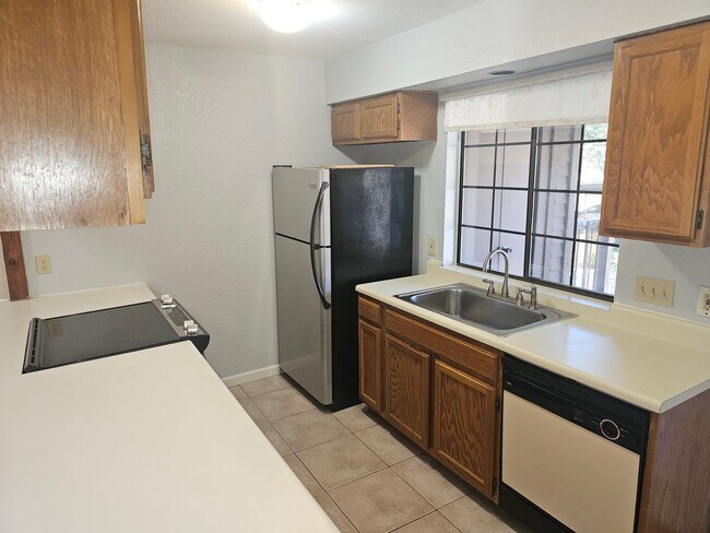 Foto del edificio - AWESOME 1 BEDROOM CONDO AVAILABLE IN THE MEDICAL CENTER!