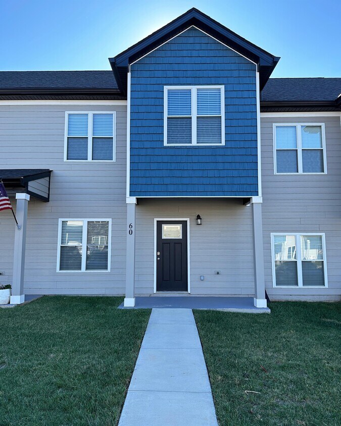 60 Emanuel Ct, Timberlake, VA 24502 Townhome Rentals in Timberlake VA