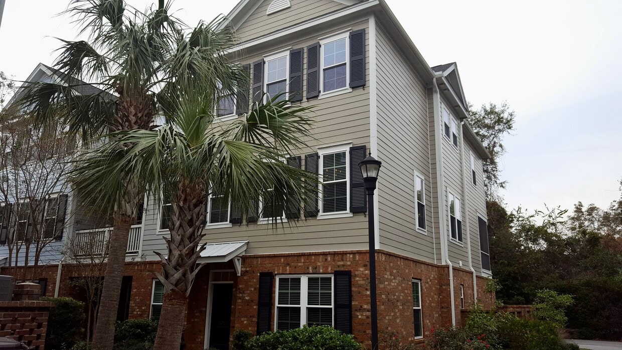 Foto principal - Four bedroom 10 minutes from the beaches o...