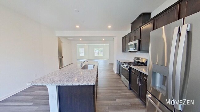 Building Photo - 828 Basswood Gln Trl