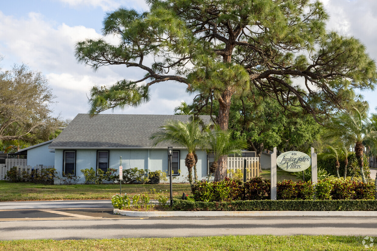 Foto del edificio - Jupiter Lakes Villas
