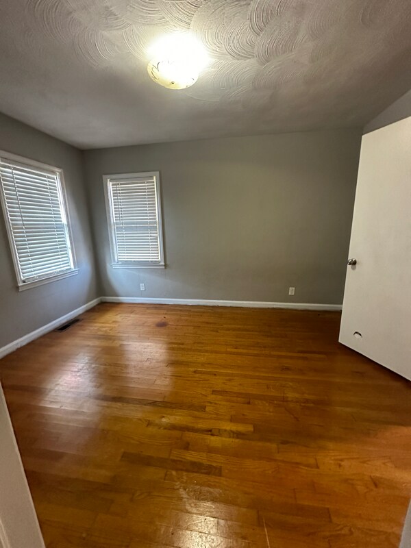 Foto del edificio - 1124 8th Ave SE