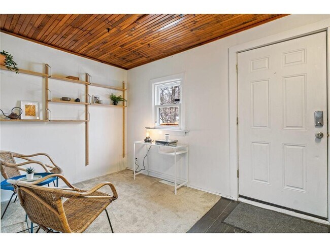 Foto del edificio - 972 Watson Ave