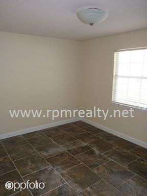 Building Photo - 815 Irma Ave