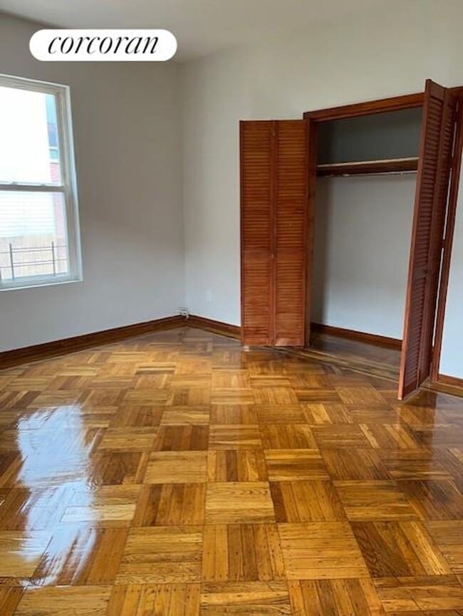 Foto del edificio - 821 Maple St