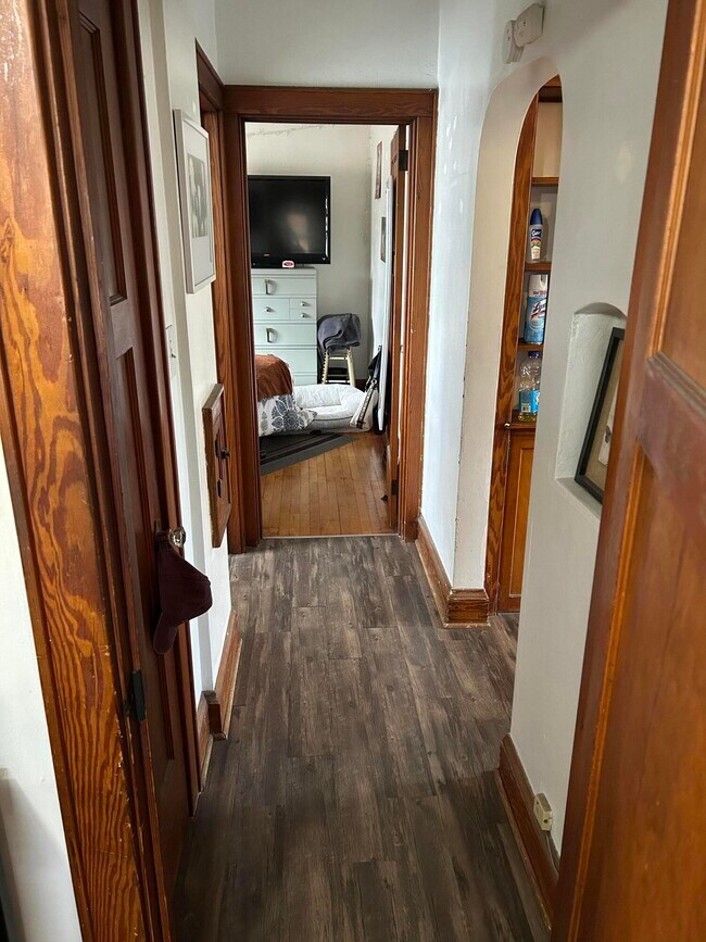 Foto del edificio - 1309 S 86th St