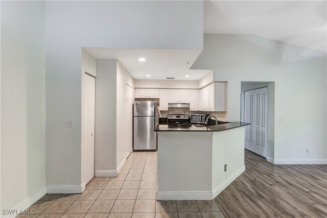 Building Photo - 8285 Ibis Club Dr