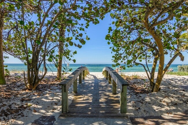 Foto del edificio - 549 7th Ave N