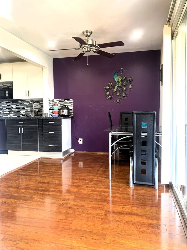 Foto del edificio - 2 Bedroom 2 Bath townhome in Santa Clara!
