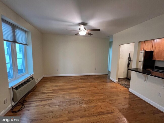 Foto del edificio - 2120 N St NW
