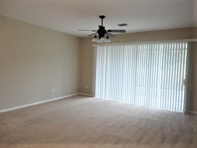Foto del edificio - 26611 Castleview Way