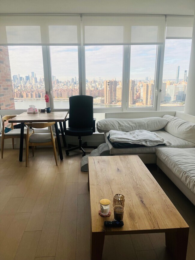 Building Photo - 1-15-15 57th Ave