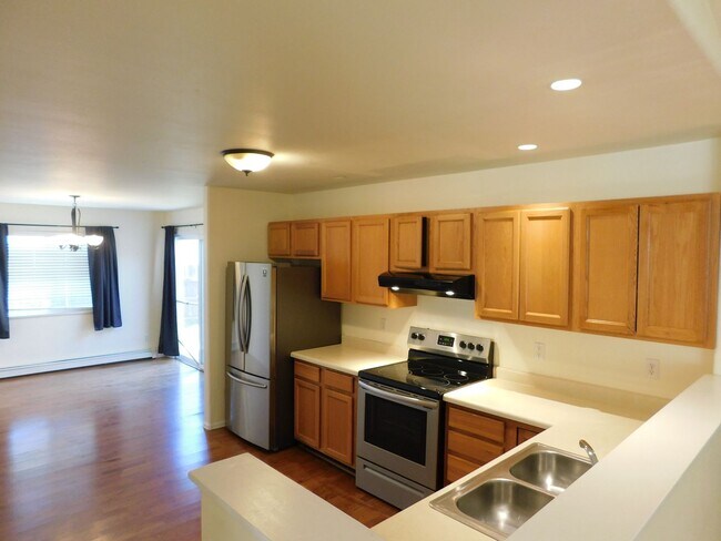 Foto del edificio - Spacious Home in Fruitvale