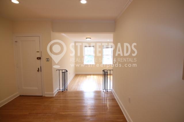 Building Photo - 2 bedroom in Brookline MA 02446