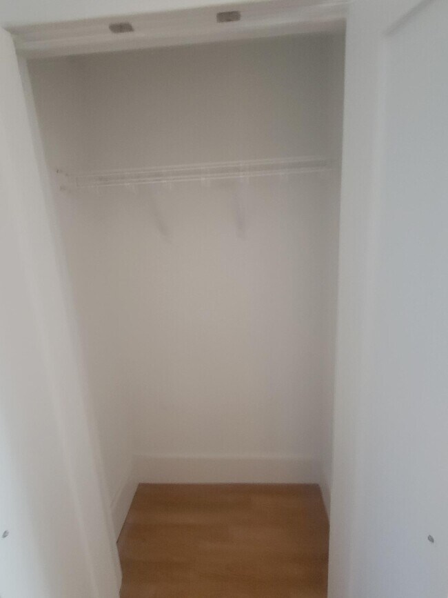 727 Forest Ave Unit A, Frankfort, MI 49635 Apartments in Frankfort