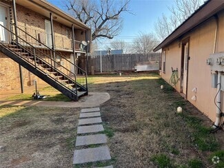 Building Photo - 312 N Caddo St