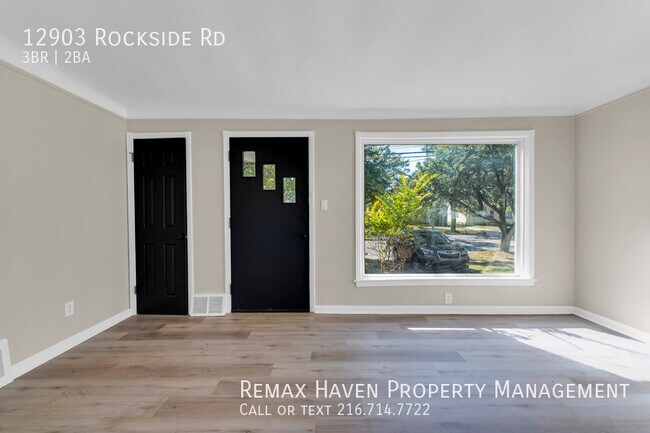 Building Photo - 12903 Rockside Rd