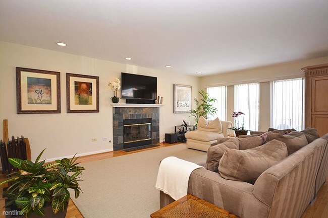 Foto del edificio - 378 Milford Rd