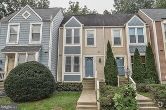 Building Photo - 11293 Silentwood Ln