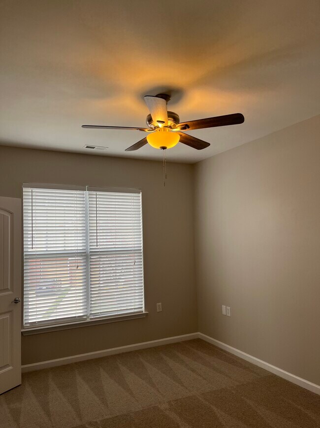 Foto del edificio - 15437 Coventry Ct Ln