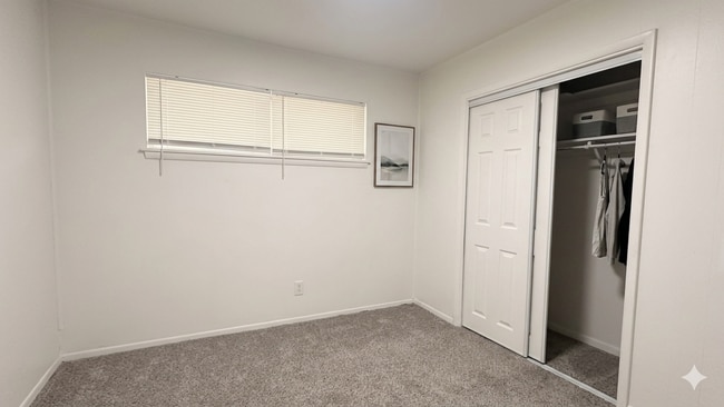 Foto del edificio - The Complete Package: 4BR with 2-Car Garage & Carport