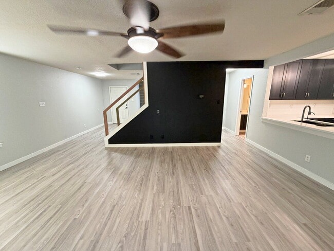 Building Photo - 6410 Mineral Bay