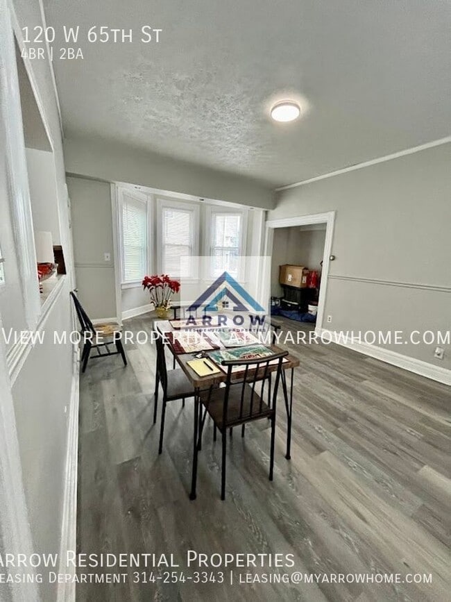 Building Photo - 120 65th St W