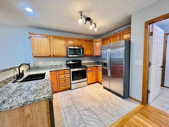 Foto del edificio - 1806 N 177th St