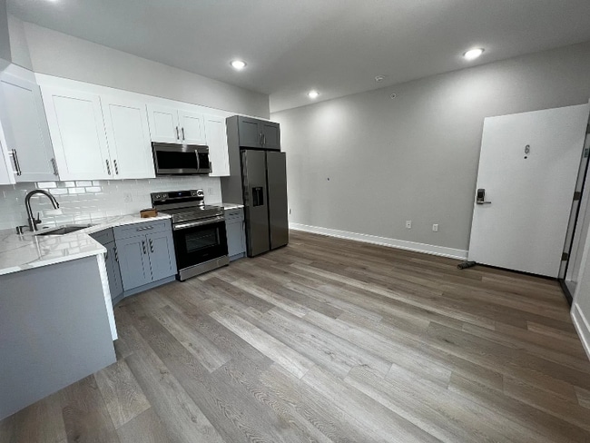 Photo - 719 N 35th St Apartment