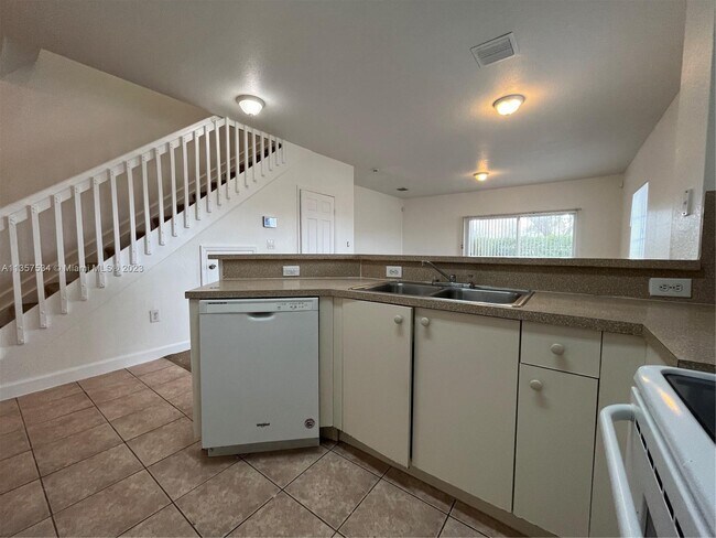 Building Photo - 1701 SW 81st Way