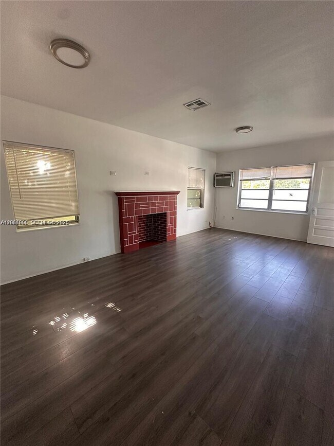 Foto del edificio - 1836 NW 33rd St